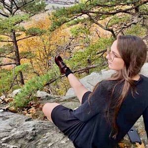 Meet your Posher, Jenn 🌻